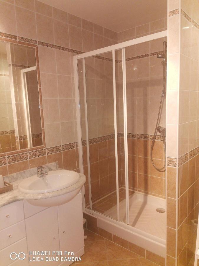 Chambre D'Hotes Le Val Du Chapelain Panzió Montigny-la-Resle Kültér fotó