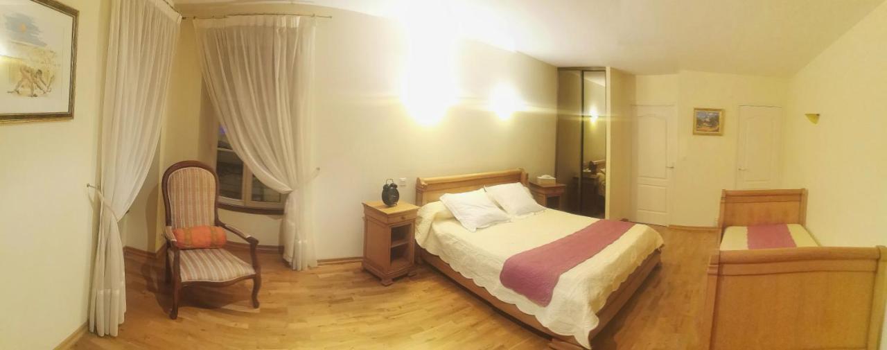 Chambre D'Hotes Le Val Du Chapelain Panzió Montigny-la-Resle Kültér fotó
