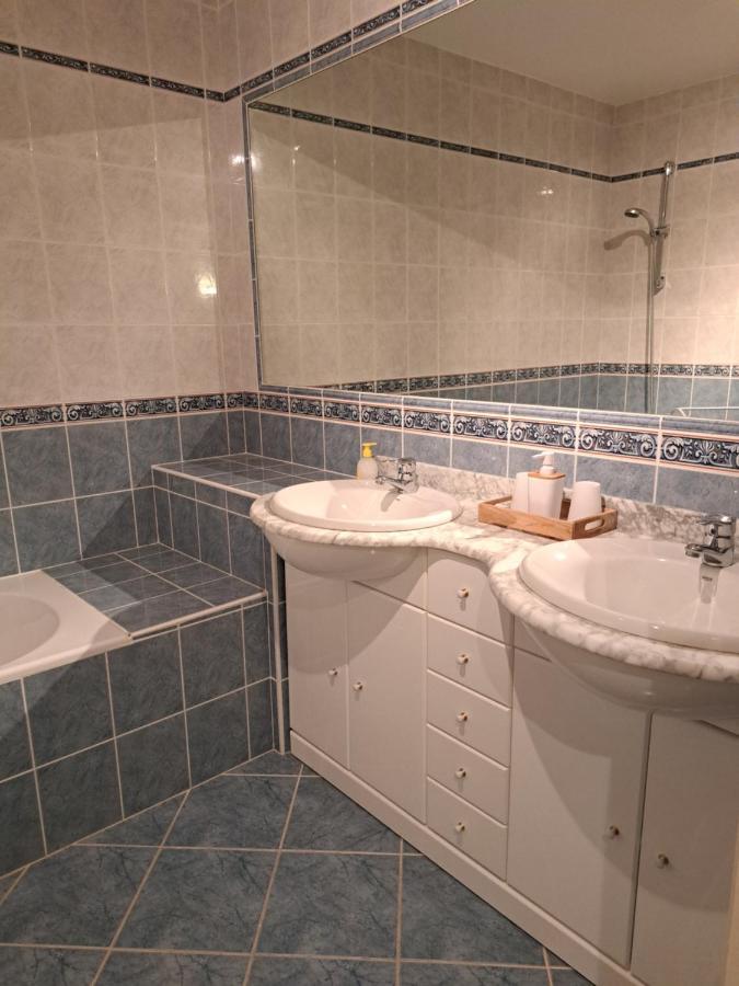 Chambre D'Hotes Le Val Du Chapelain Panzió Montigny-la-Resle Kültér fotó