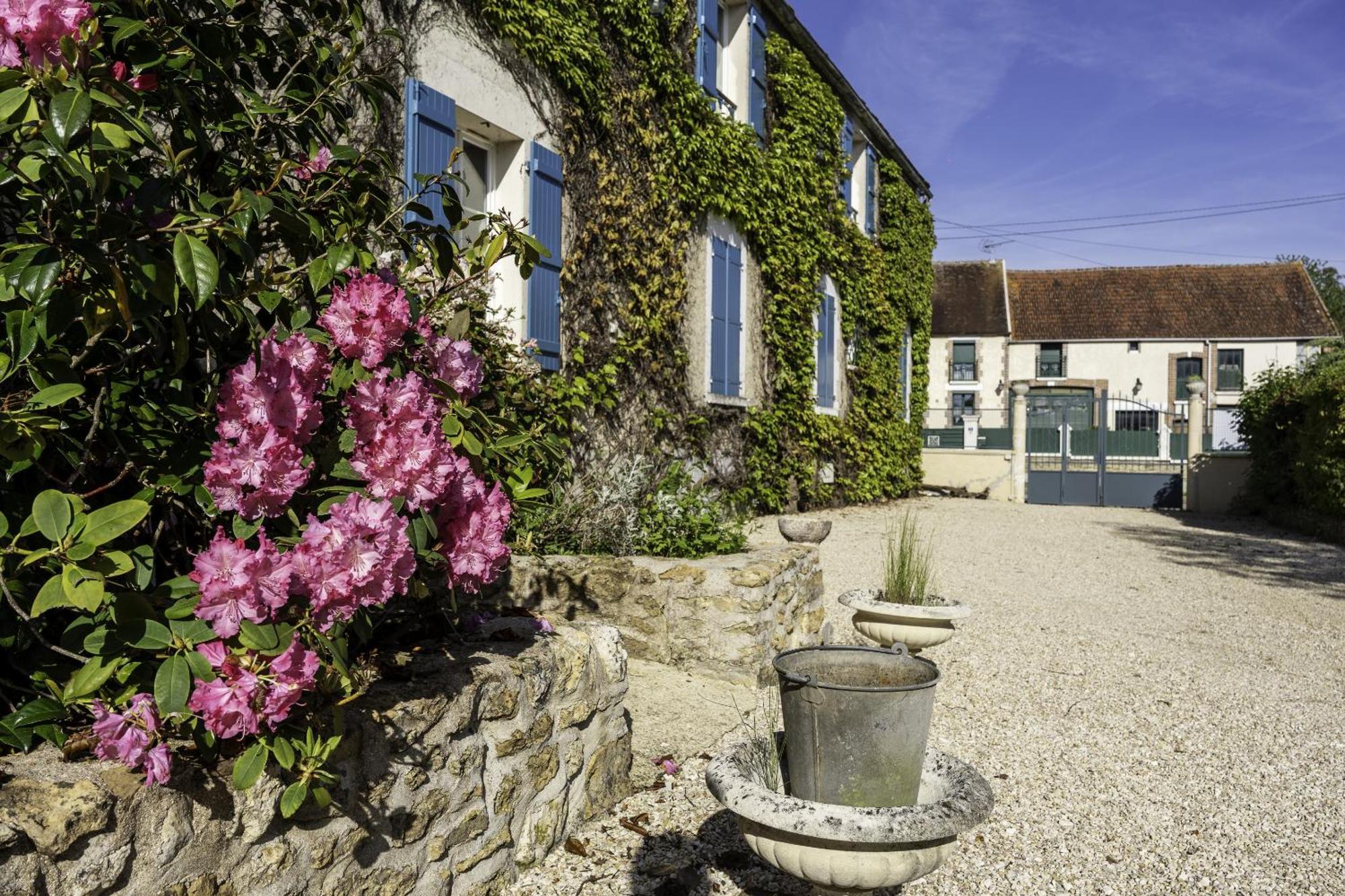 Chambre D'Hotes Le Val Du Chapelain Panzió Montigny-la-Resle Kültér fotó